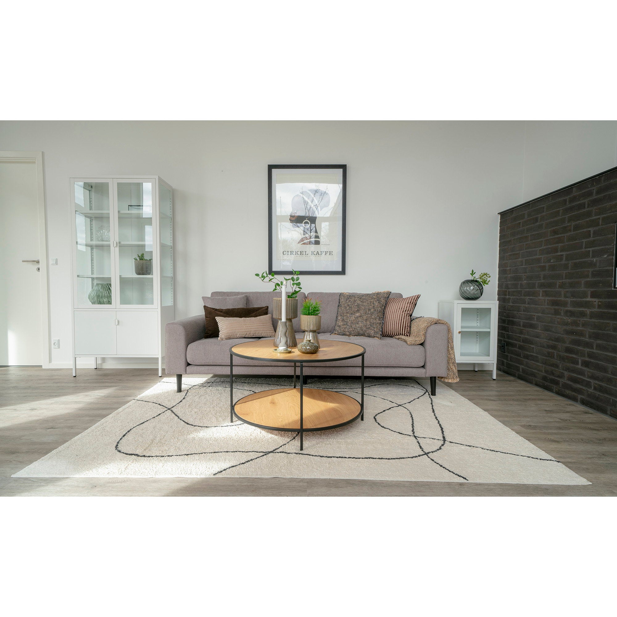 Vita Coffee table - Coffee table, oak look, black frame ø80x45 cm