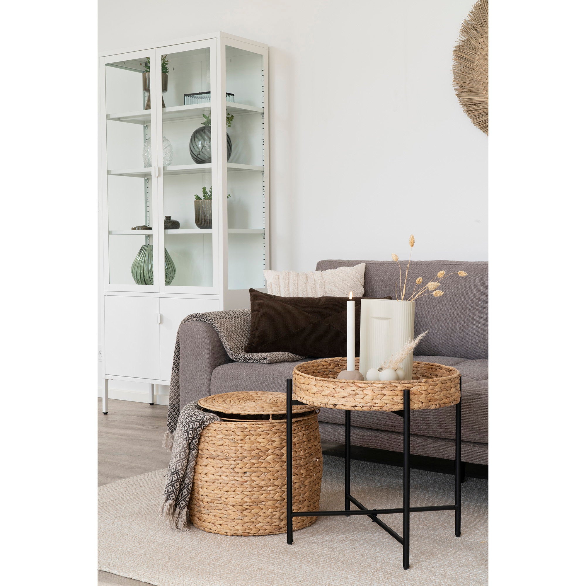 Naro Side table - Side table, metal and waterhyacinth ø50x48,5 cm
