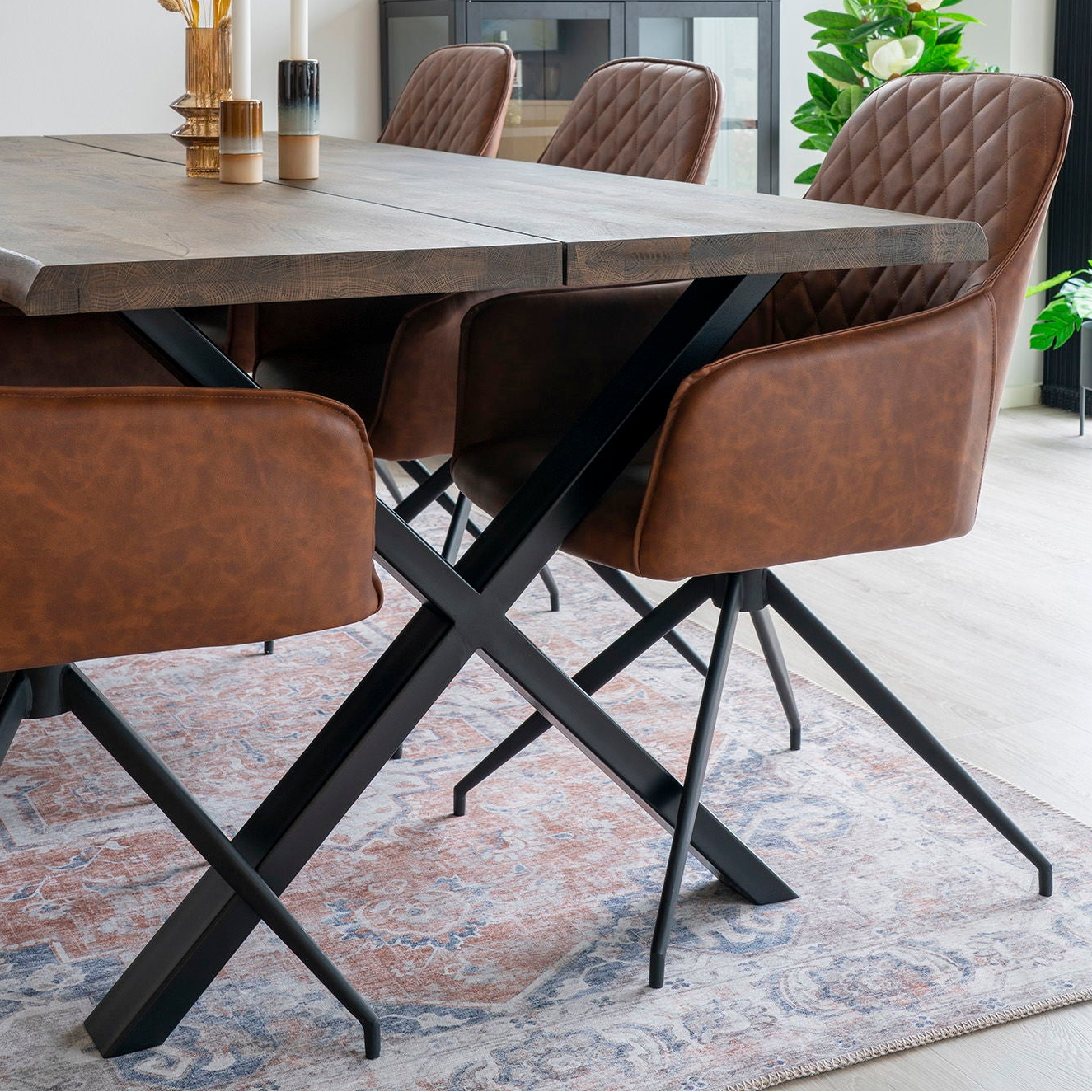 Aurelia 160x230cm soft chenille rug - Blue & Orange