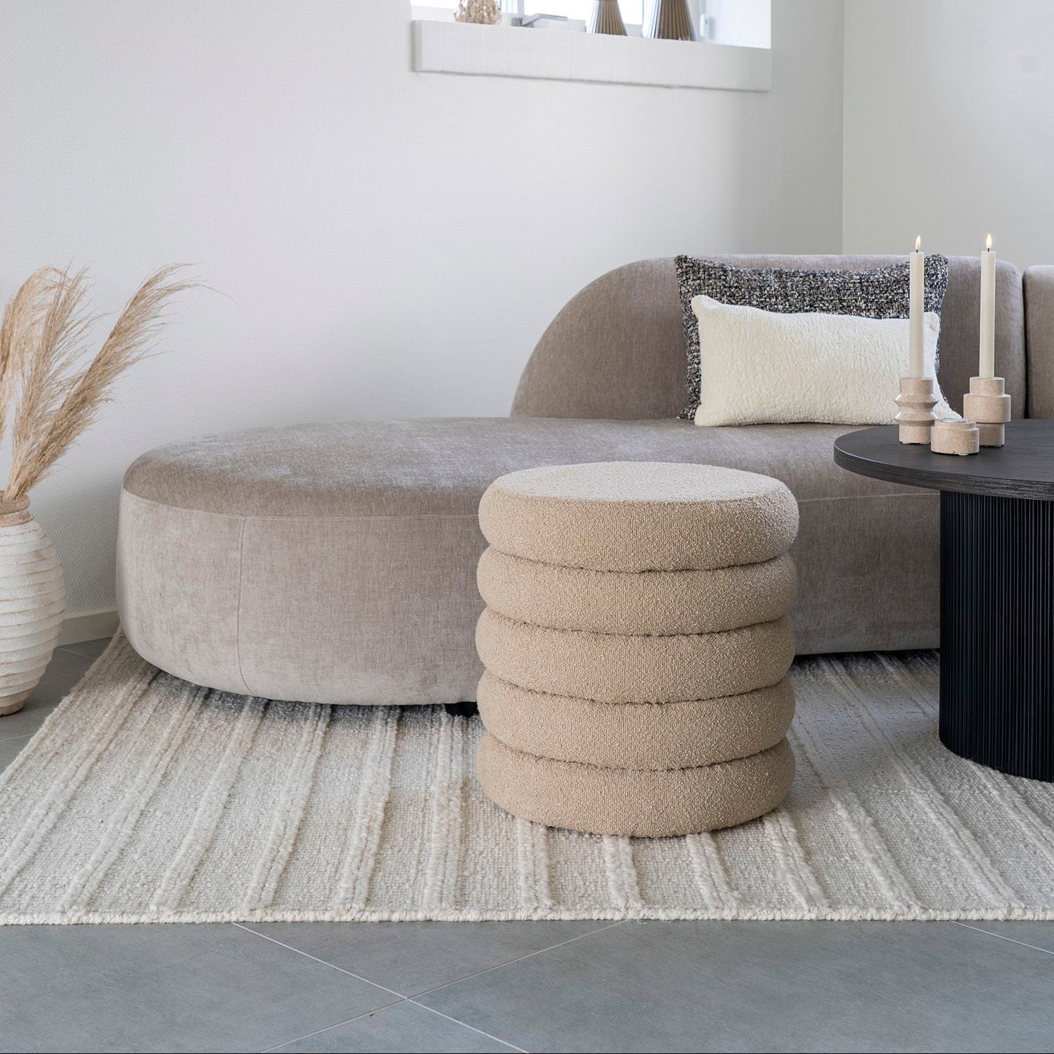 Sora 160x230cm handwoven wool rug - Ivory