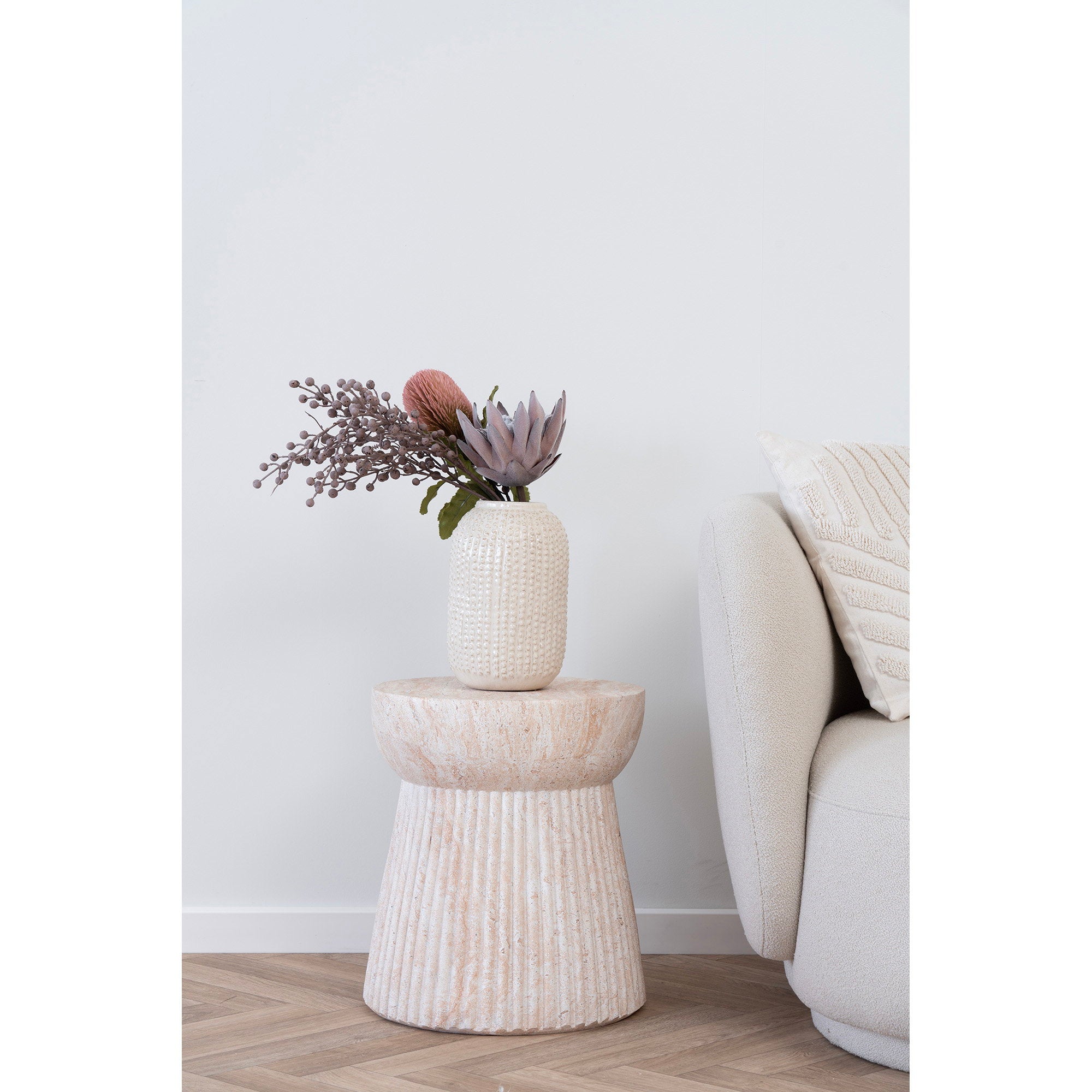 Bonn Side Table - Side table, fiberclay  with fluted structure, natural ø37x43 cm